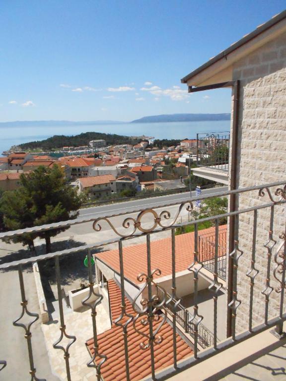 Pansion Komfor Moca Makarska Exterior photo